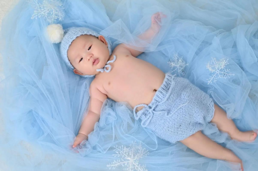 北票宝宝发热后出疹子